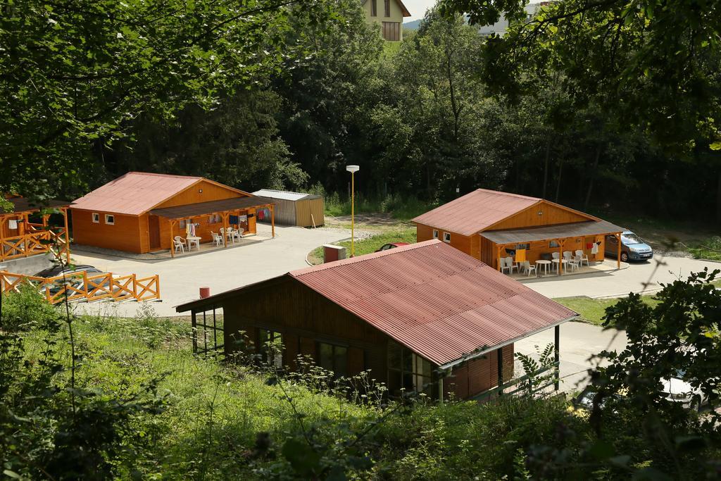 Eurocamping Bojkovice Hotel Buitenkant foto